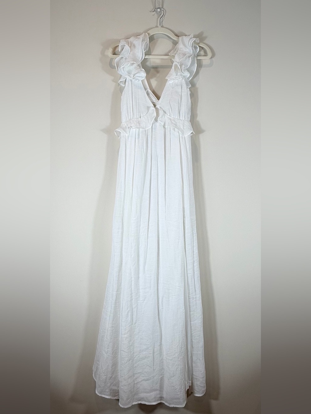 NWT Aakaa White Ruffle Halter Maxi Dress Size Small